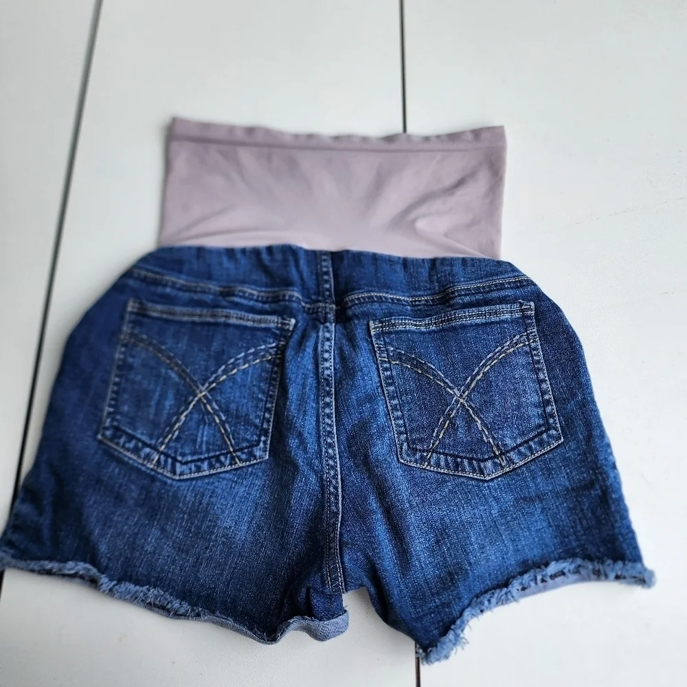 Motherhood Maternity Denim Jean Denim Shorts Cuffed Raw Hem Full Belly Panel M